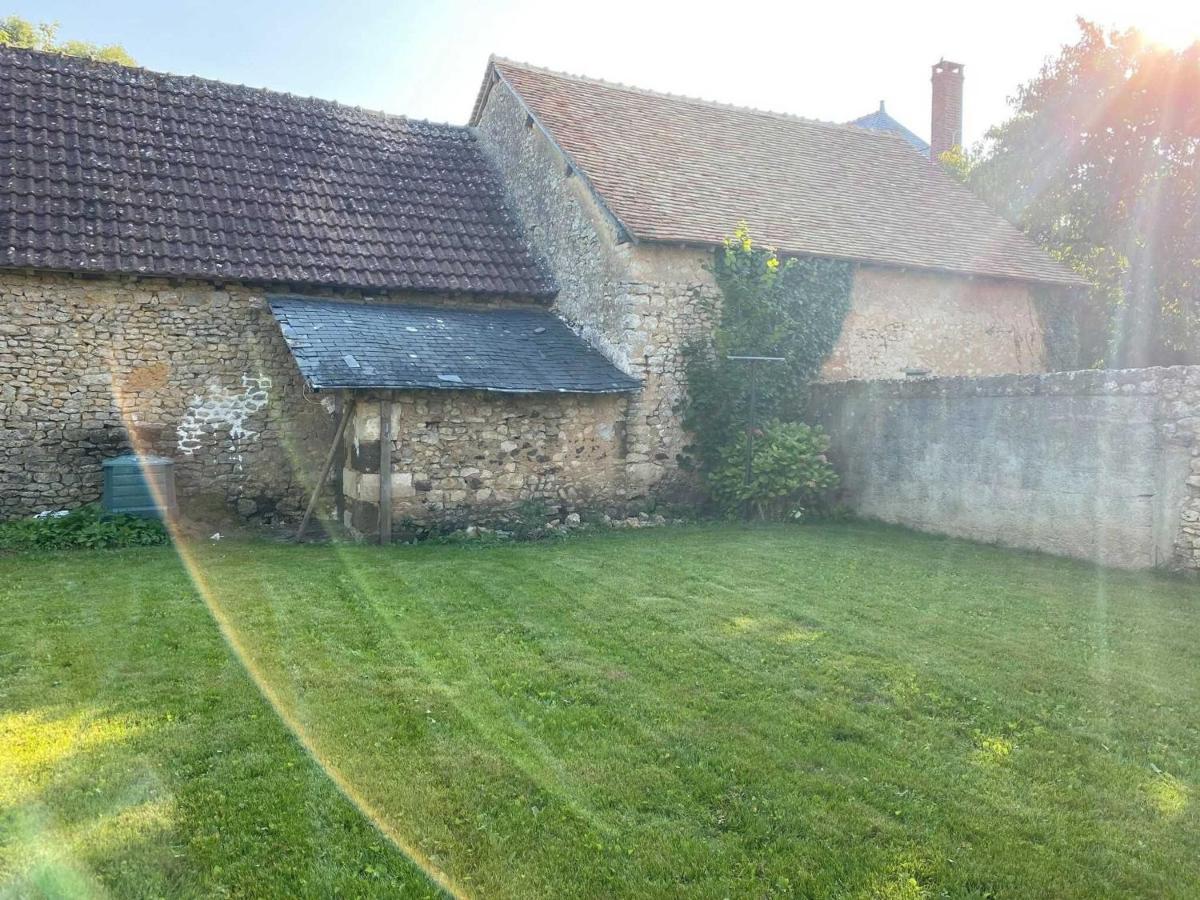 Maison De Village Avec Jardin, Parc Prive Et Box Fibre, Animaux Bienvenus, A 15 Min Du Mans - Fr-1-410-333 Mézières-sous-Lavardin Kültér fotó